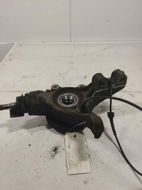 Fusee avant droit - PEUGEOT...