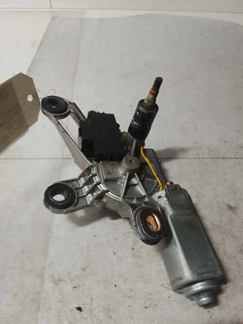 Moteur essuie glace arriere...
