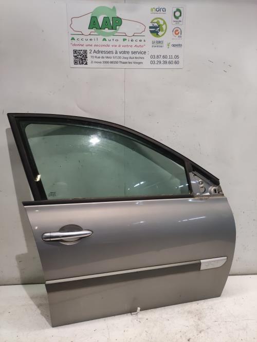 Porte avant droit - RENAULT...