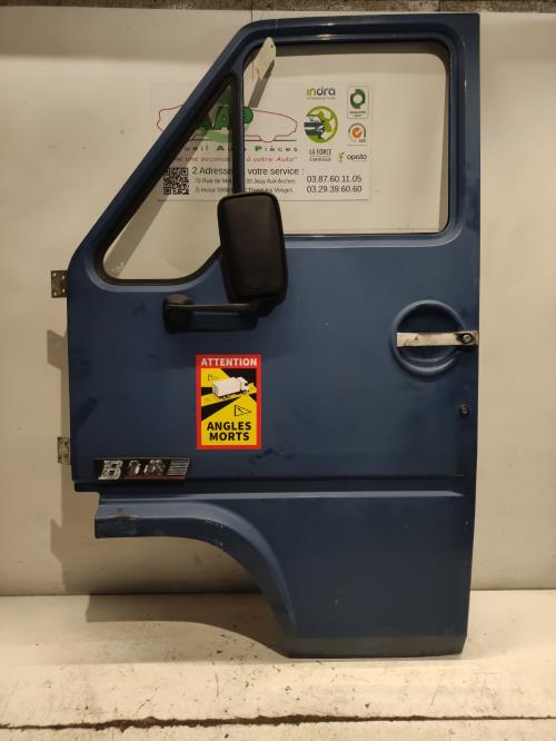 Porte avant gauche - RVI B110