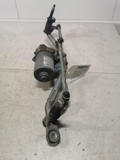 Moteur essuie glace avant -...