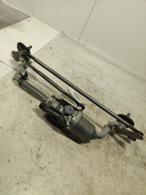 Moteur essuie glace avant -...