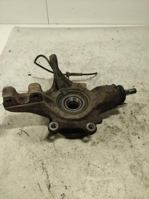 Fusee avant droit - PEUGEOT...