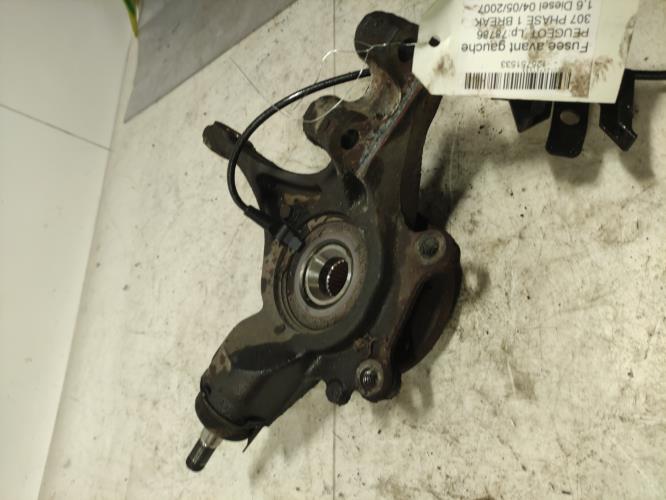 Fusee avant gauche -...