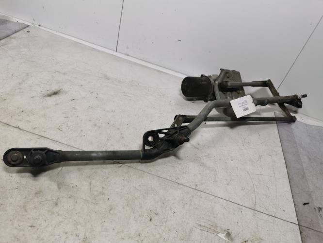 Moteur essuie glace avant -...