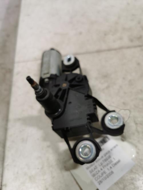 Moteur essuie glace arriere...