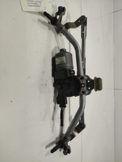 Moteur essuie glace avant -...