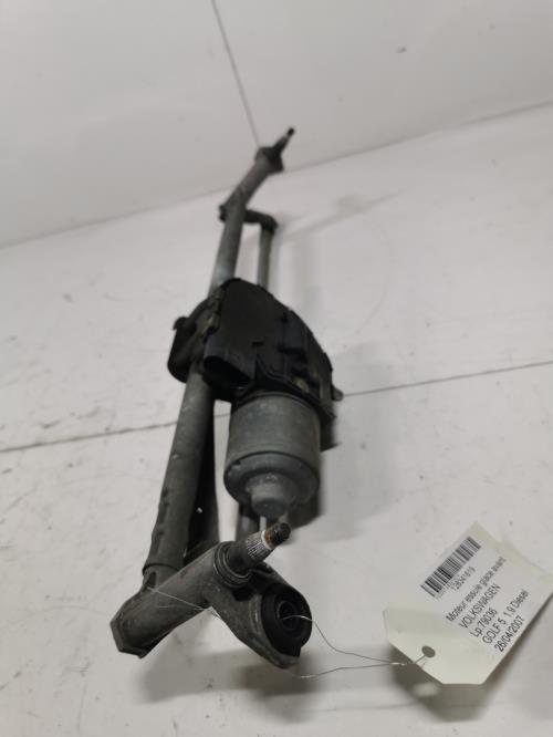 Moteur essuie glace avant -...