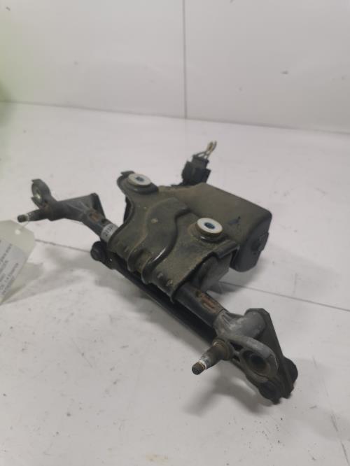 Moteur essuie glace avant -...