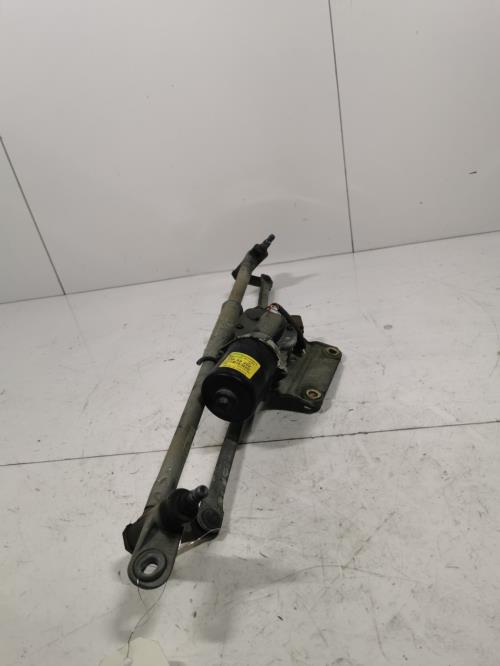 Moteur essuie glace avant -...