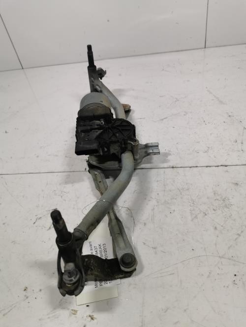 Moteur essuie glace avant -...