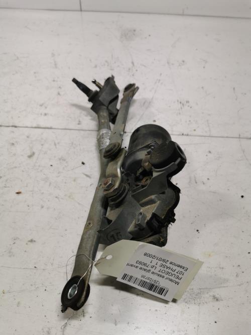 Moteur essuie glace avant -...