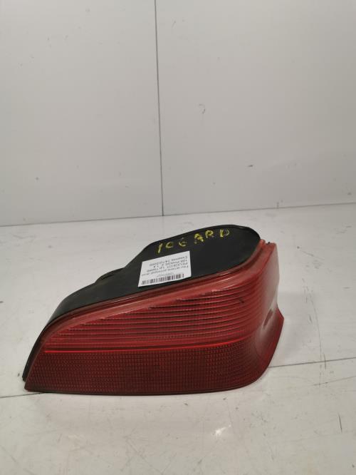 Feu arriere principal droit...