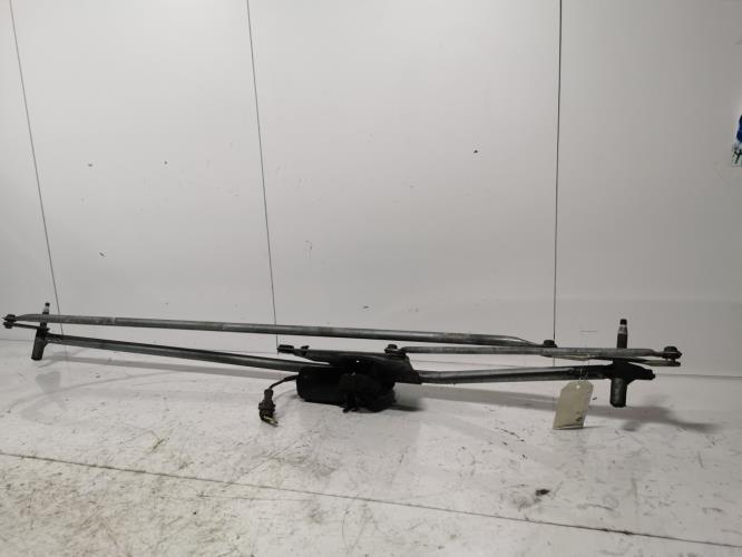 Moteur essuie glace avant -...