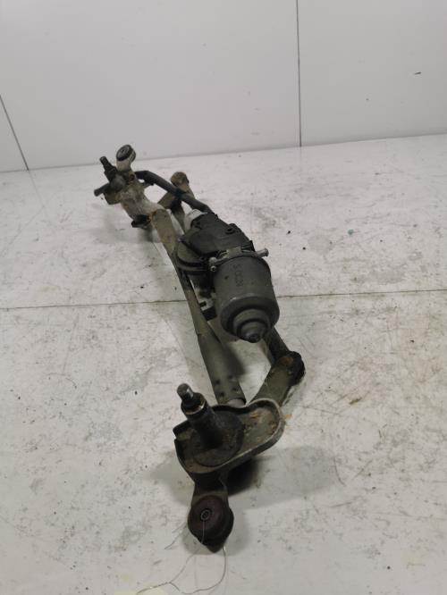 Moteur essuie glace avant -...
