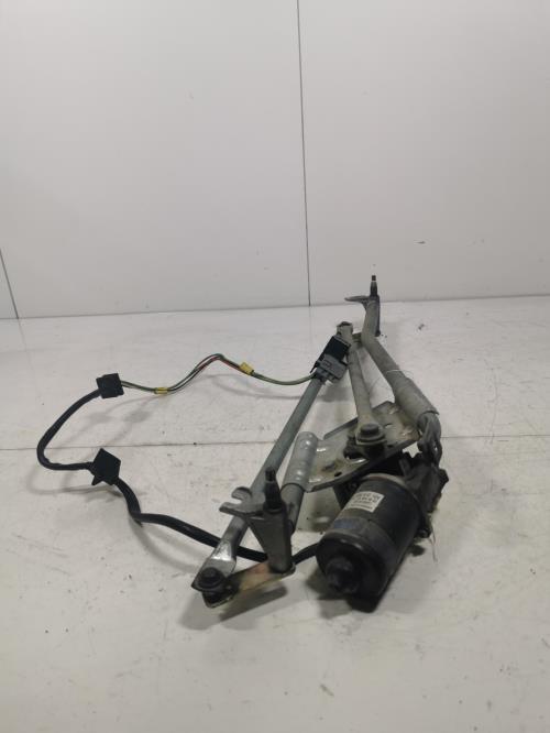 Moteur essuie glace avant -...
