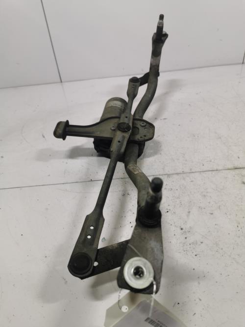 Moteur essuie glace avant -...