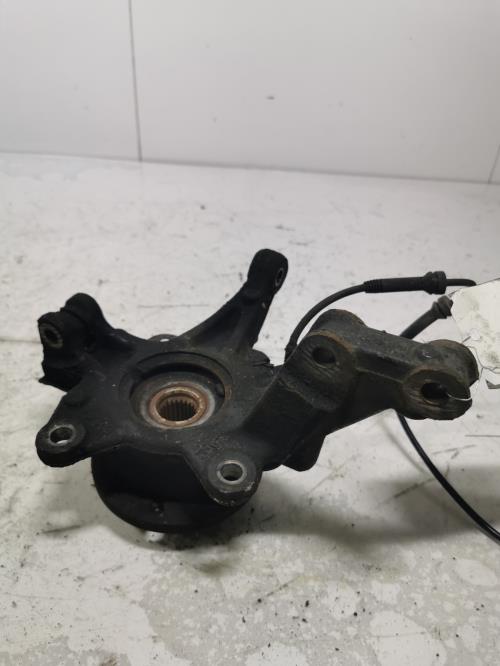 Fusee avant gauche -...