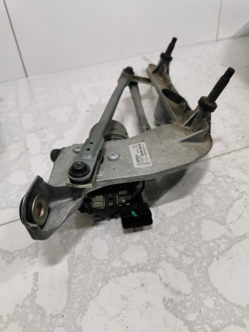Moteur essuie glace avant -...