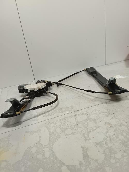 Leve vitre electrique avant...