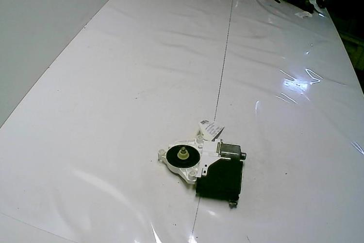 Leve vitre electrique avant...
