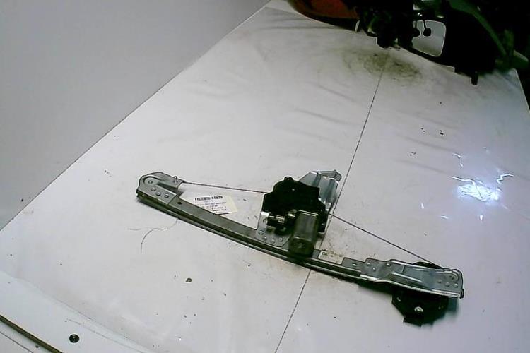 Leve vitre electrique avant...