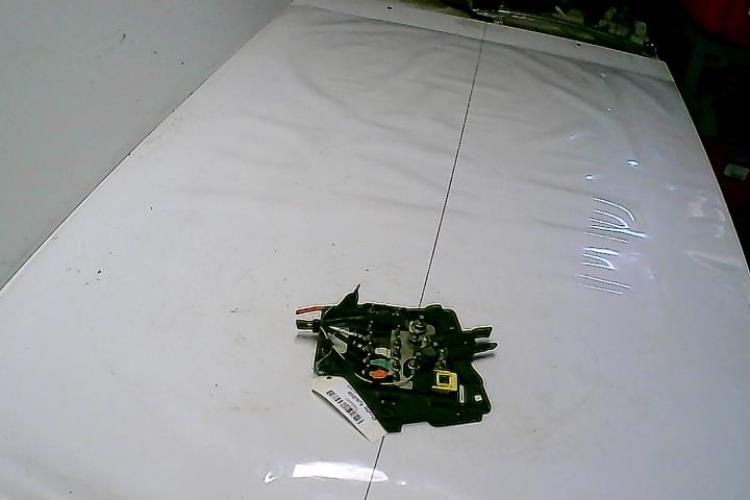 Porte fusible - CITROEN DS3...