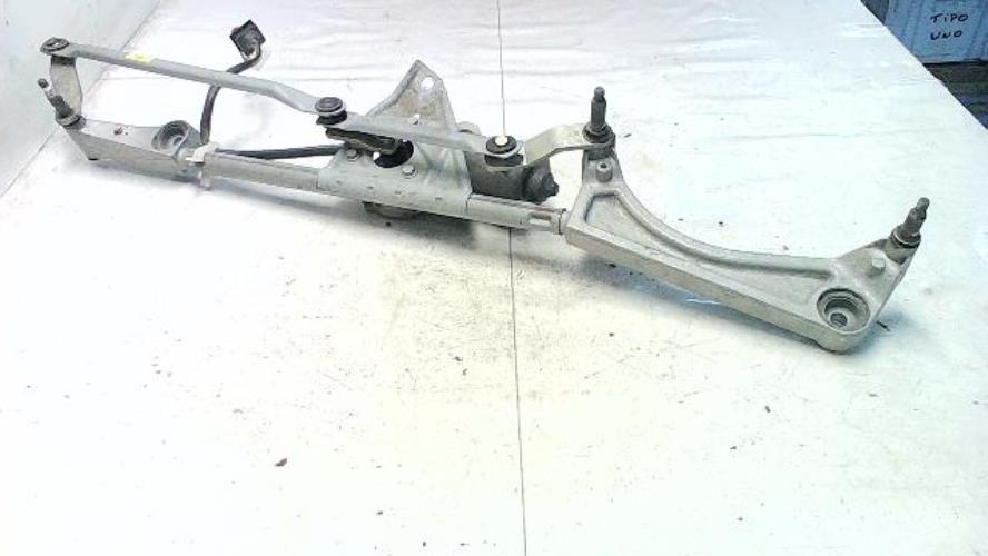 Moteur essuie glace avant -...