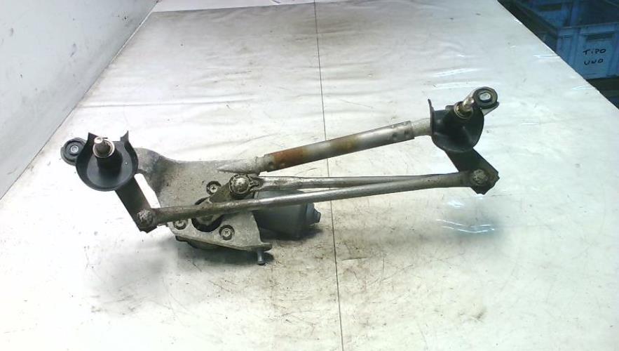 Moteur essuie glace avant -...