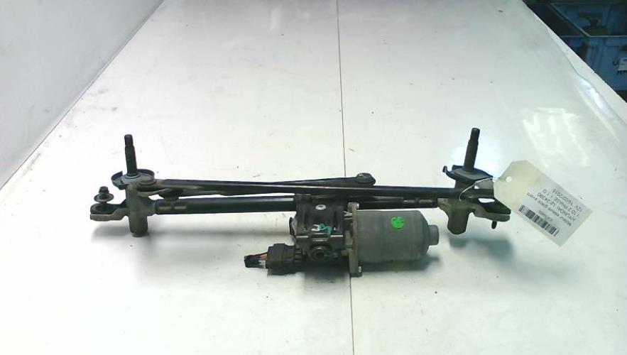 Moteur essuie glace avant -...