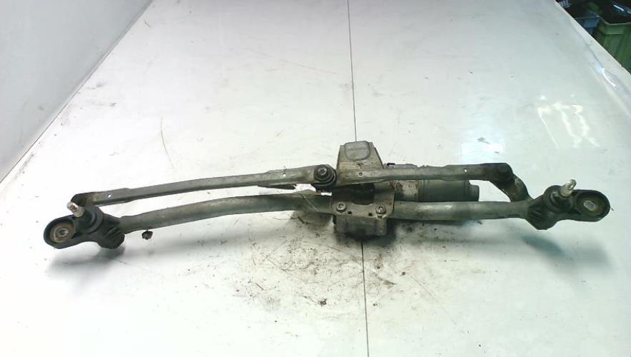 Moteur essuie glace avant -...