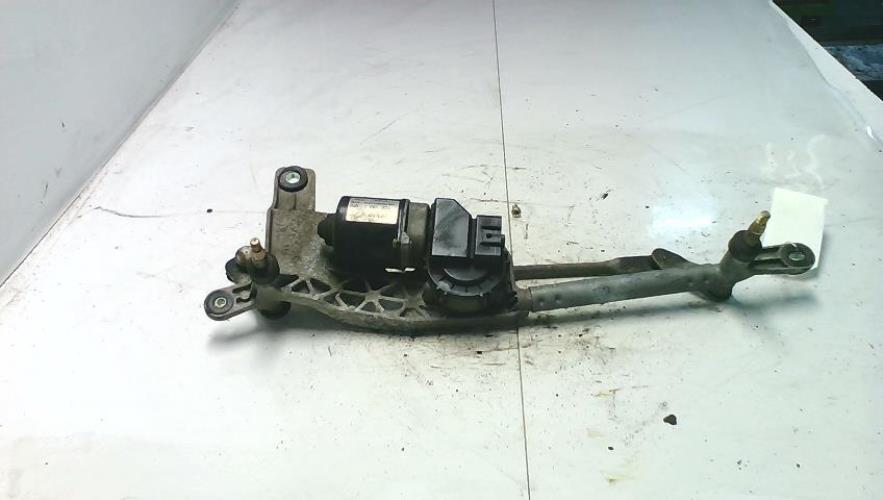 Moteur essuie glace avant -...