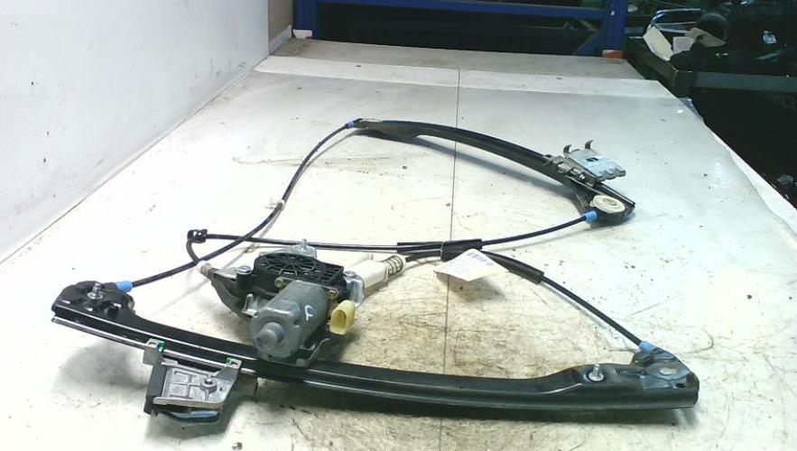 Leve vitre electrique avant...