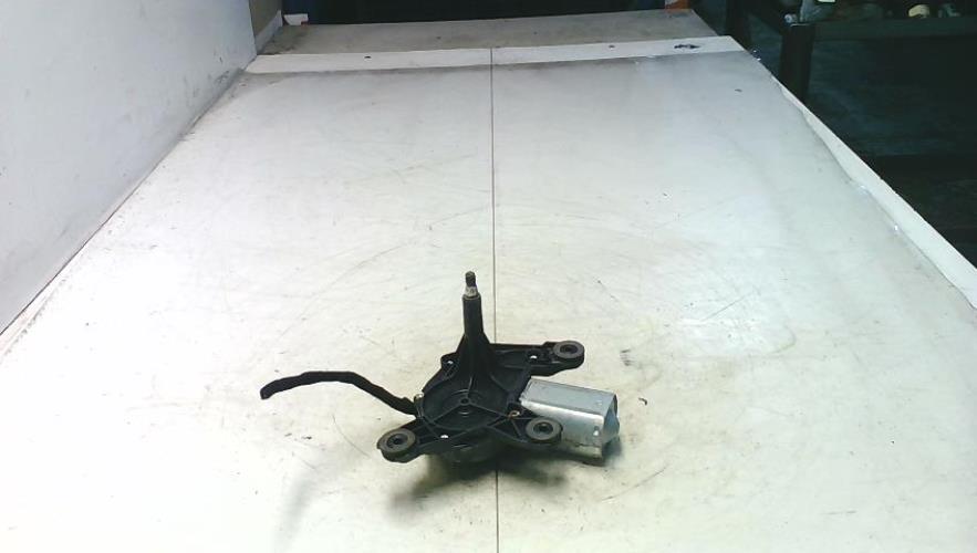 Moteur essuie glace arriere...
