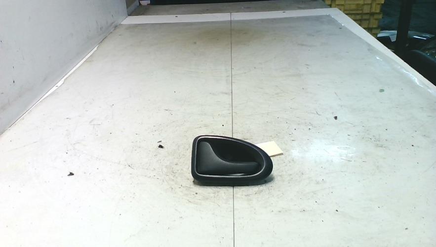 Poignee interieur avant...