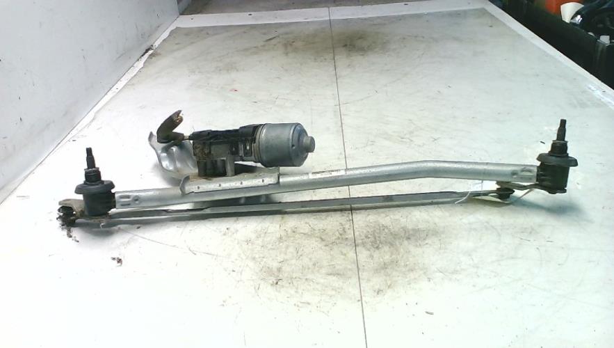Moteur essuie glace avant -...