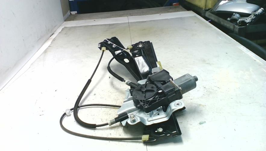 Leve vitre electrique avant...