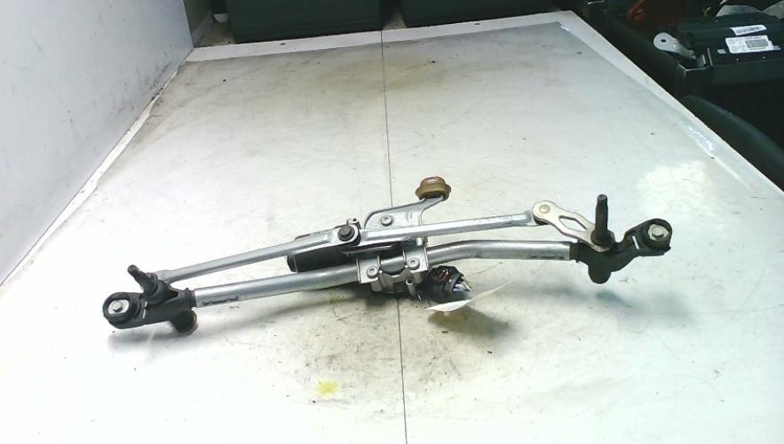 Moteur essuie glace avant -...