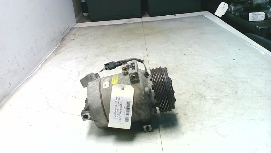 Compresseur clim - RENAULT...