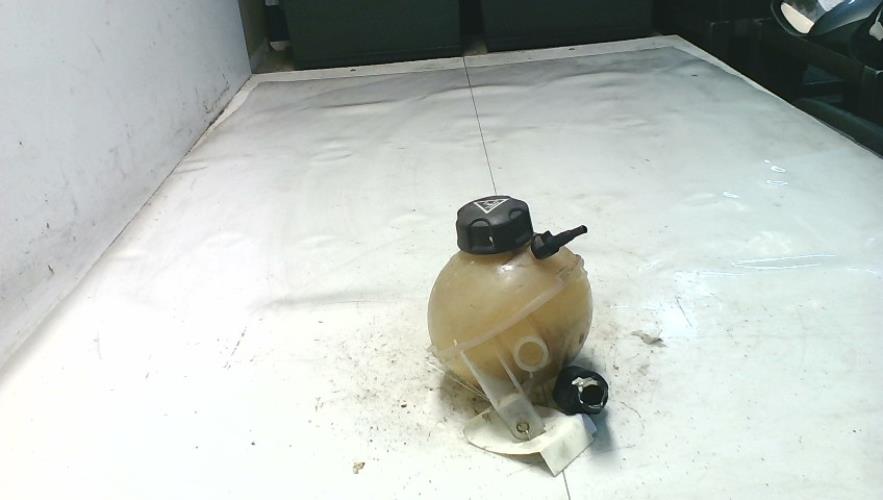 Vase d'expansion - PEUGEOT...