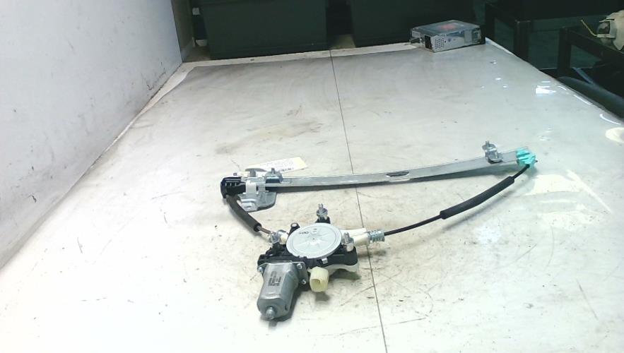 Leve vitre electrique avant...