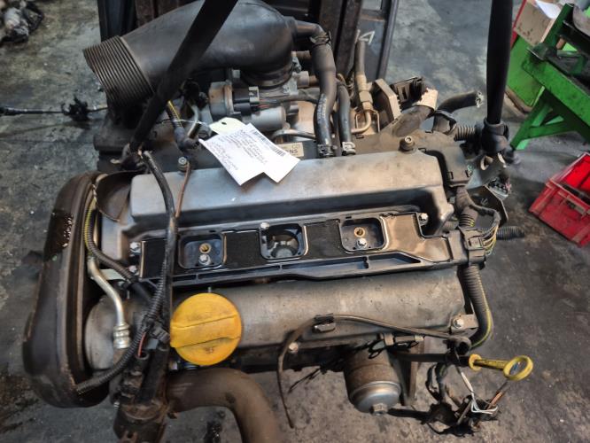 Moteur - OPEL VECTRA B PHASE 2