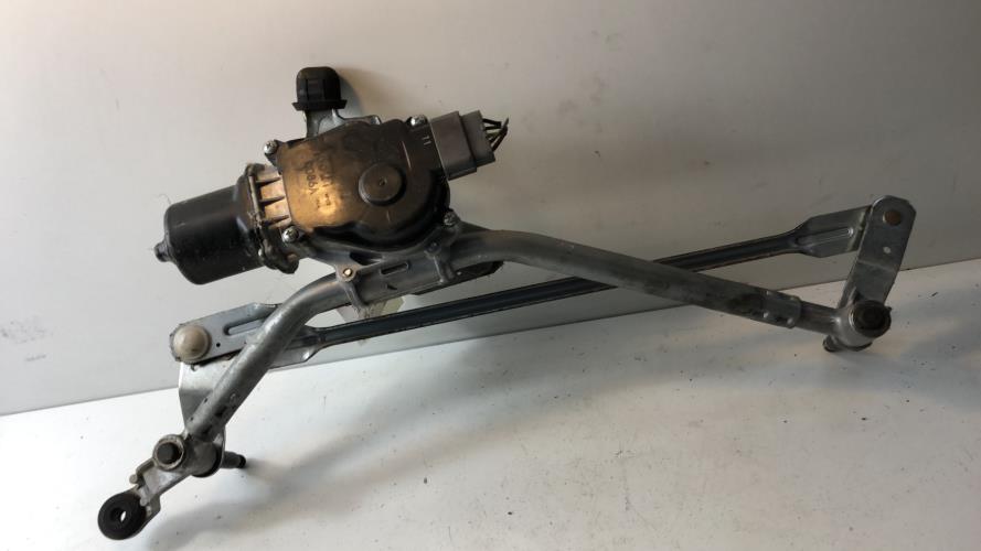 Moteur essuie glace avant -...