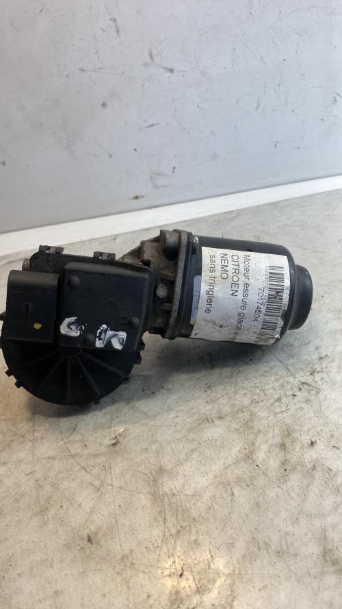 Moteur essuie glace avant -...