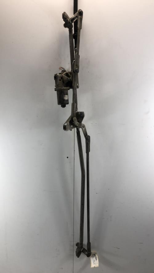 Moteur essuie glace avant -...