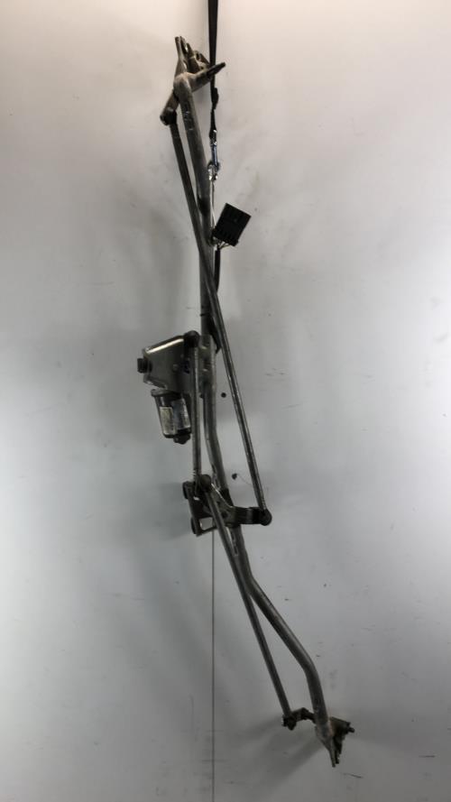 Moteur essuie glace avant -...