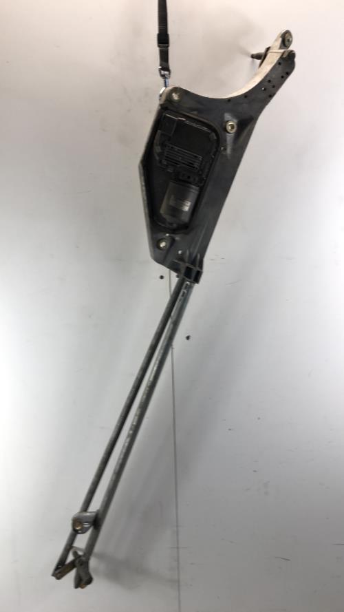 Moteur essuie glace avant -...