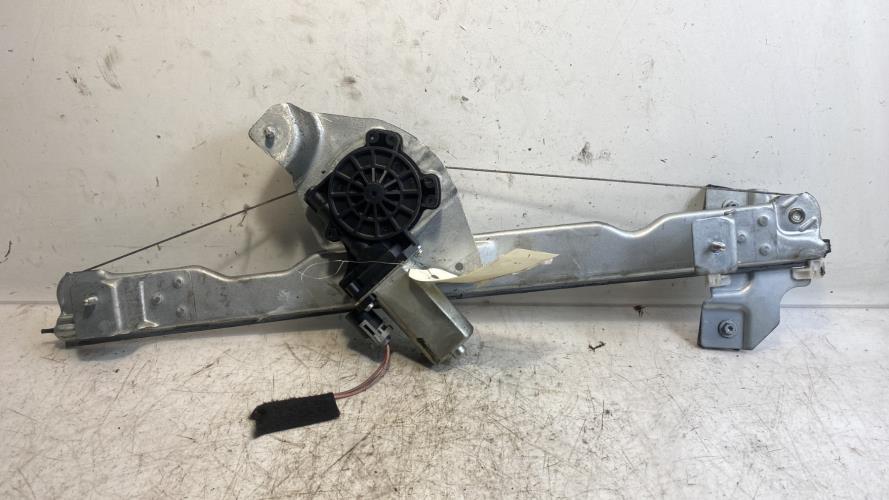 Leve vitre electrique avant...