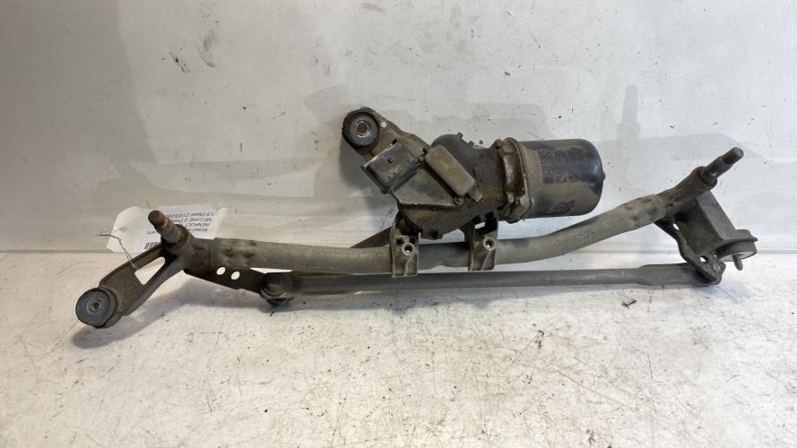 Moteur essuie glace avant -...