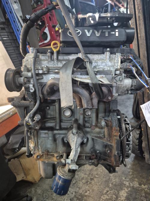 Moteur - TOYOTA YARIS 2...